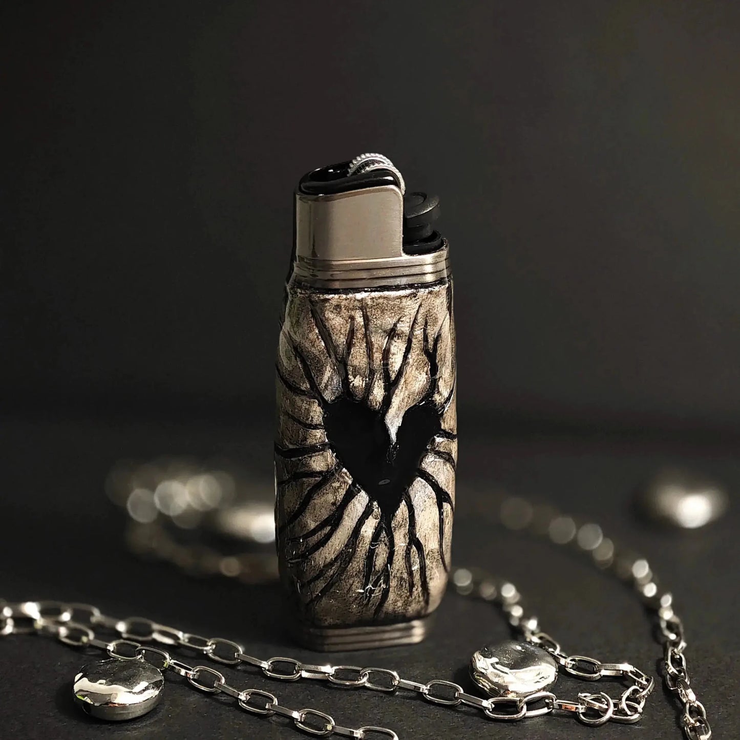 Handcrafted lighter case with engraved heart design in silver tone, Mellow Sora accessory